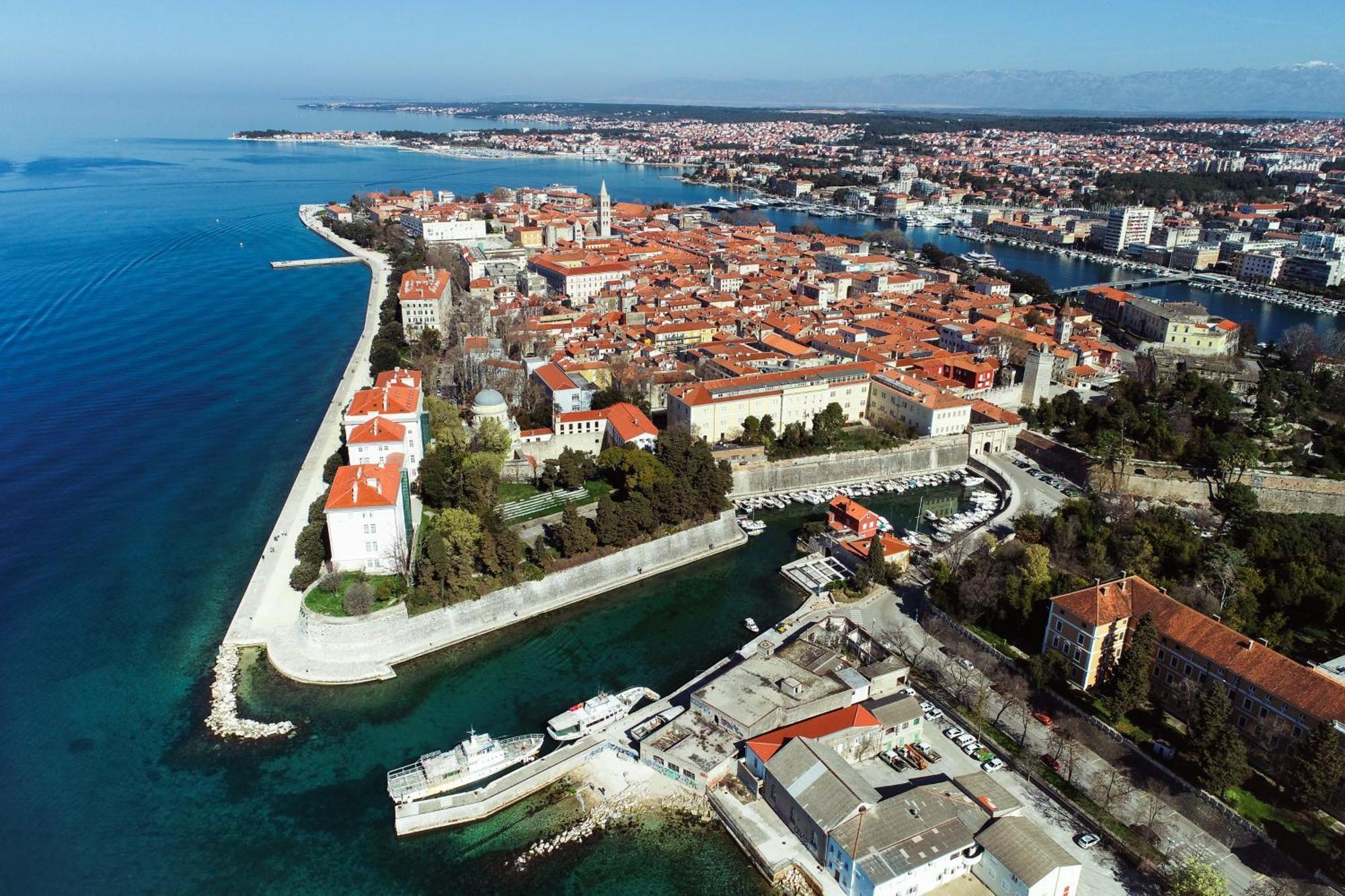 Apartment Kaya Prime Location In Old Town Zadar Eksteriør bilde